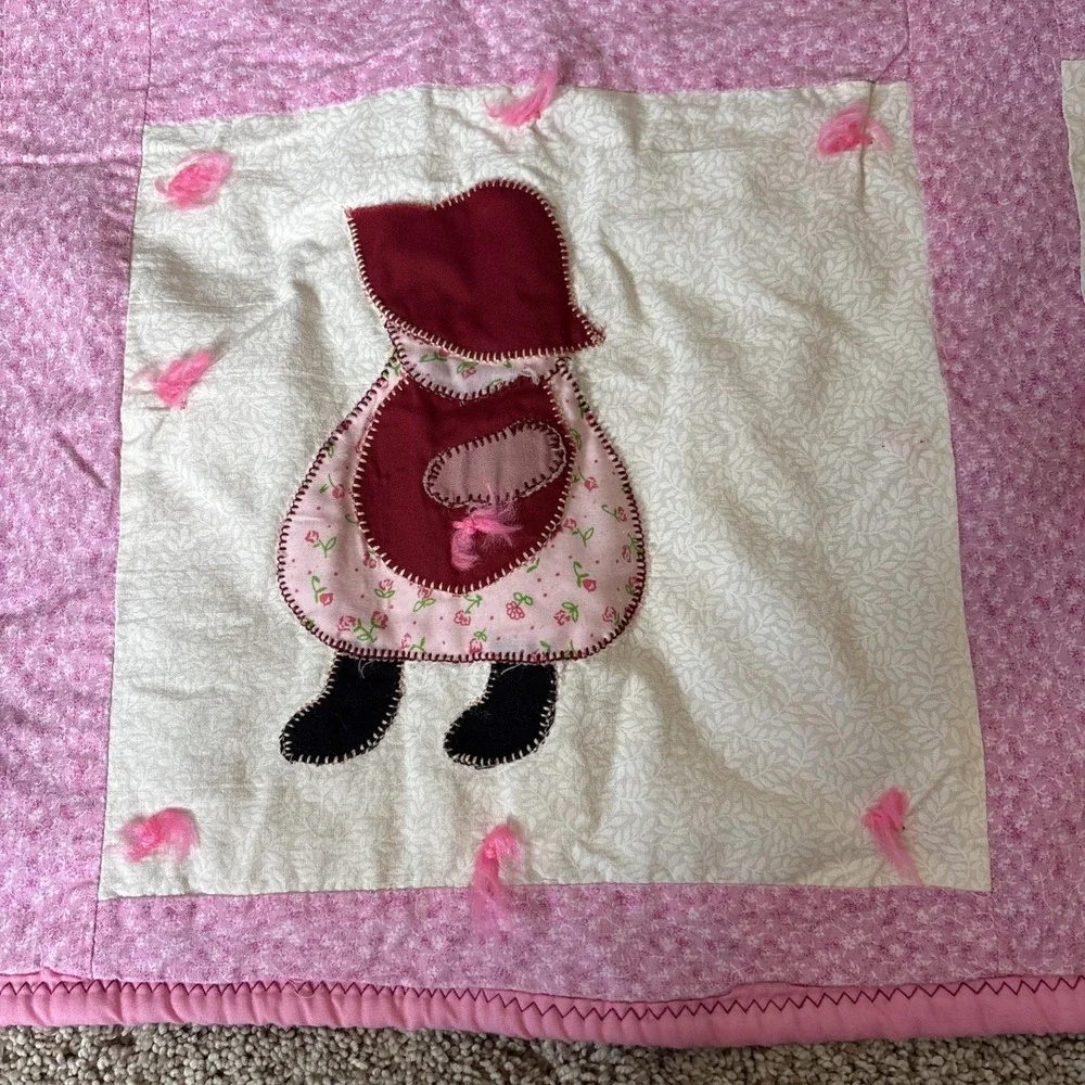 Vtg Handmade Sunbonnet Sue Appliqué Baby‎ Quilt Pink Patchwork 12 Block 44x39